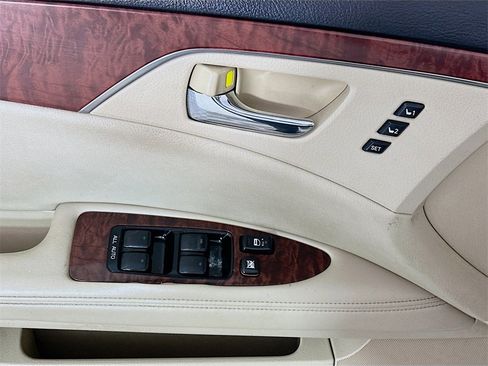Used 2012 Toyota Avalon image 21