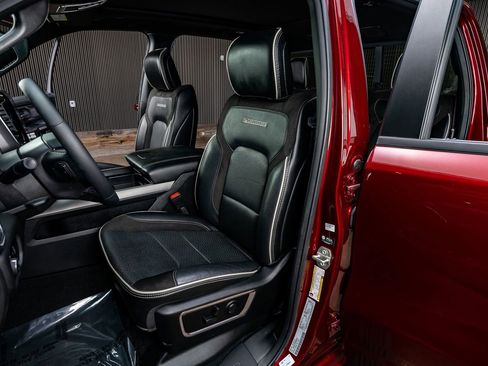 Used 2025 RAM 1500 Laramie w/ Laramie Southwest Edition image 31