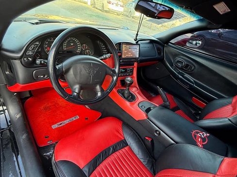 Used 2002 Chevrolet Corvette Z06 image 10