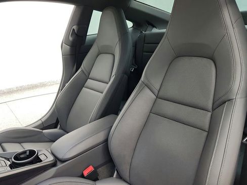 Used 2021 Porsche 911 Carrera image 15