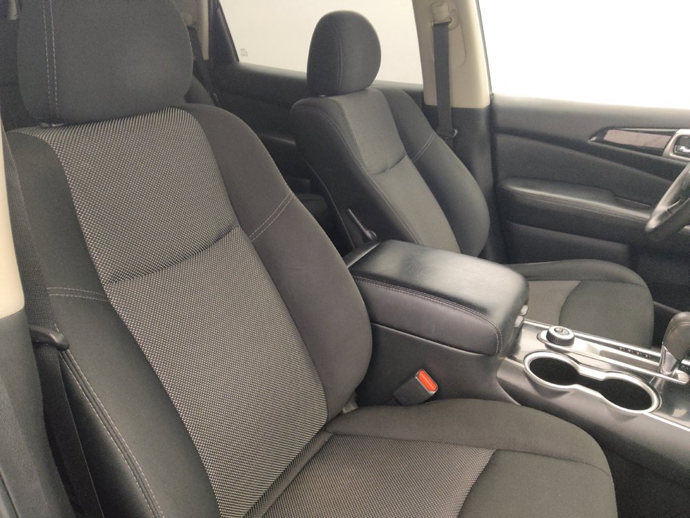 Used 2020 Nissan Pathfinder S AWD/4WD image 21