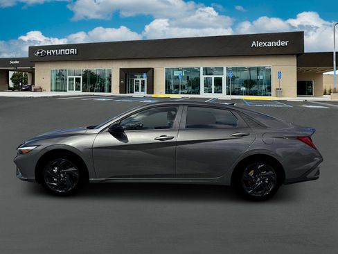 New 2026 Hyundai Elantra Sport FWD image 3