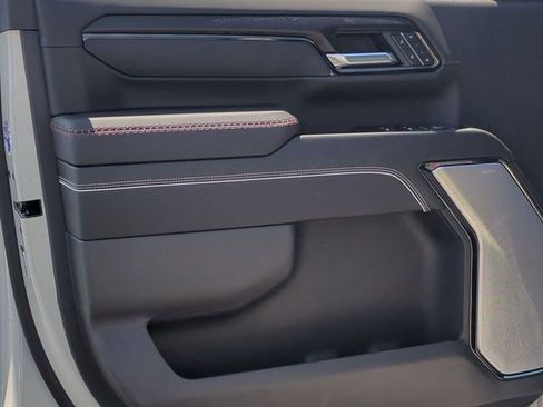 New 2026 GMC Sierra 2500 AT4X AWD/4WD image 23