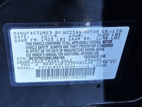 Used 2019 Nissan Kicks S image 31