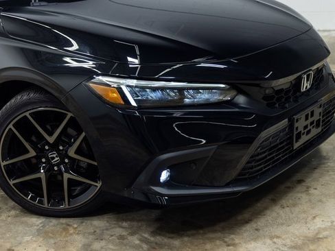 Used 2024 Honda Civic Sport Touring image 5