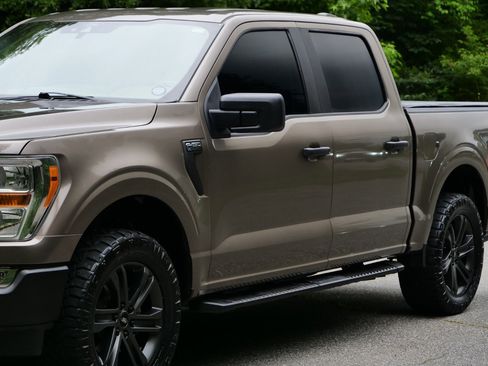 Used 2021 Ford F150 XL w/ Equipment Group 101A High RWD image 4