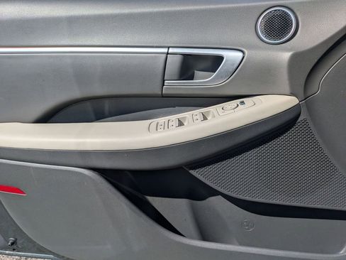 Used 2025 Hyundai Sonata SEL FWD image 11