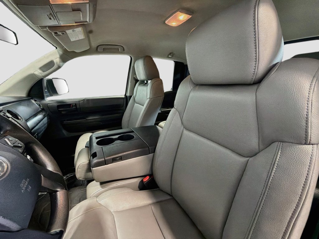 Used 2017 Toyota Tundra SR AWD/4WD image 18
