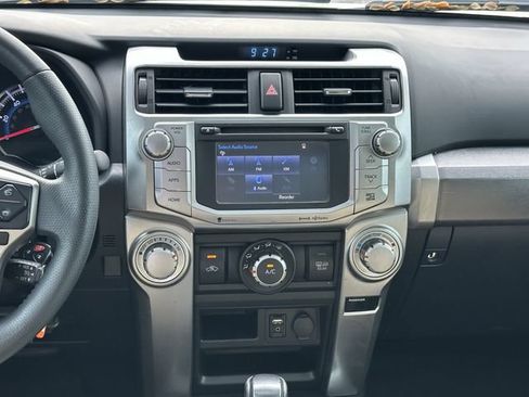 Used 2019 Toyota 4Runner SR5 Premium RWD image 15