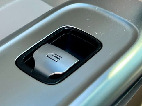 Certified 2026 Mercedes-Benz C 300 4MATIC Sedan image 25