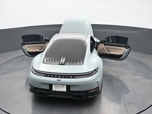 Certified 2025 Porsche 911 Carrera RWD image 23