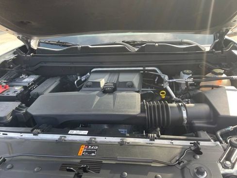 Used 2024 GMC Canyon Denali AWD/4WD image 40