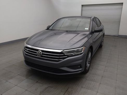 Used 2019 Volkswagen Jetta R-Line FWD image 15