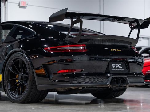 Used 2019 Porsche 911 GT3 RS RWD image 14