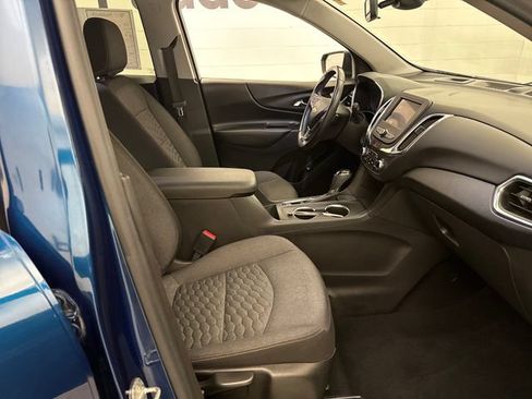 Used 2020 Chevrolet Equinox LT FWD image 24