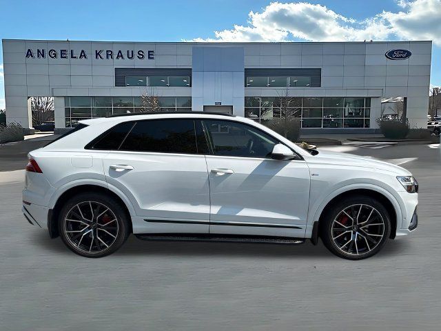 Used 2022 Audi Q8 Premium Plus AWD/4WD image 9