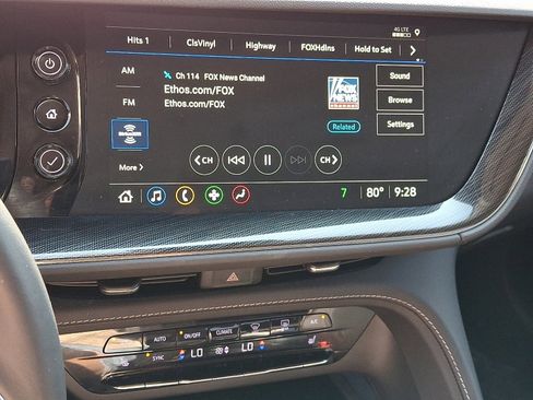 Used 2023 Buick Envision Essence image 15