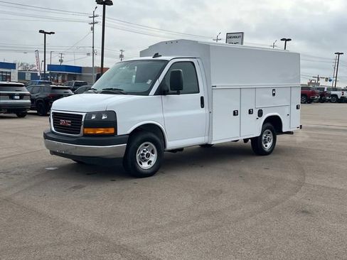 New 2025 GMC Savana 3500 w/ Power Convenience Package RWD image 11