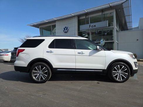 Used 2017 Ford Explorer Platinum AWD/4WD image 8