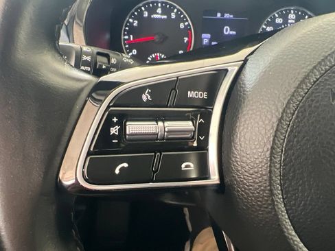 Certified 2023 Kia Seltos S FWD image 58