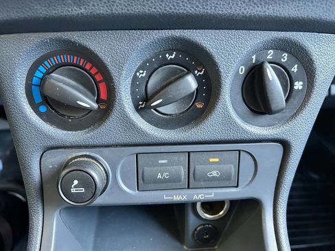 Used 2013 Ford Transit Connect XLT image 23