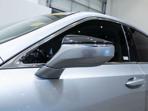 Used 2022 Lexus ES 350 w/ Premium Package image 9