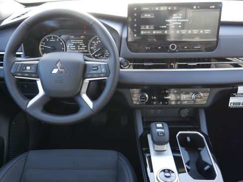New 2026 Mitsubishi Outlander Trail Edition AWD/4WD image 16