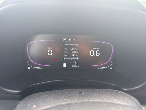 Used 2023 Kia Soul LX w/ LX Technology Package image 8