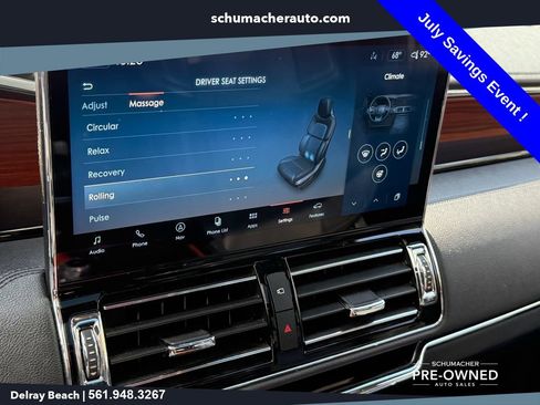 Used 2022 Lincoln Navigator Reserve AWD/4WD image 18