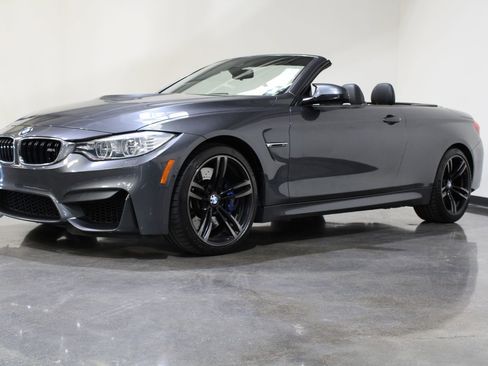 Used 2015 BMW M4 Convertible image 8