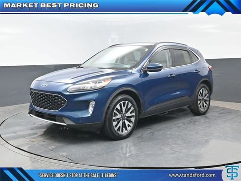 Certified 2020 Ford Escape Titanium AWD/4WD image 1