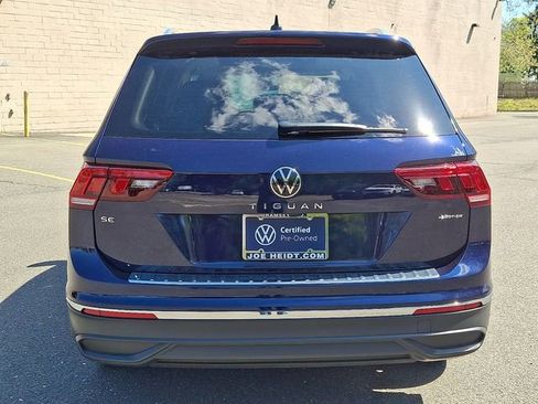 Used 2023 Volkswagen Tiguan SE w/ Panoramic Sunroof Package AWD/4WD image 9