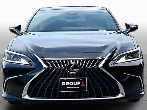 Used 2023 Lexus ES 300h w/ Premium Package FWD image 4