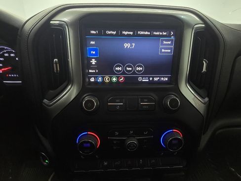 Used 2023 Chevrolet Silverado 2500 LT w/ Convenience Package image 22