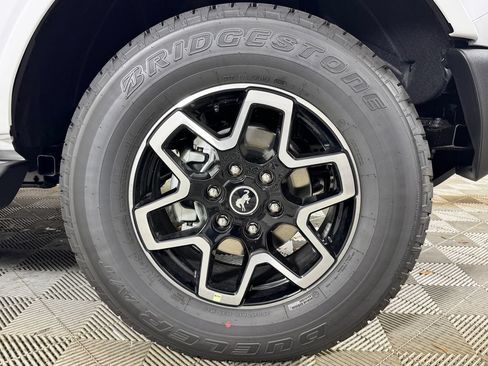 New 2026 Ford Bronco Outer Banks AWD/4WD image 17
