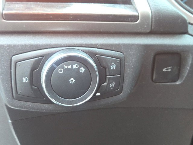 Used 2014 Ford Fusion SE w/ Equipment Group 202A FWD image 23