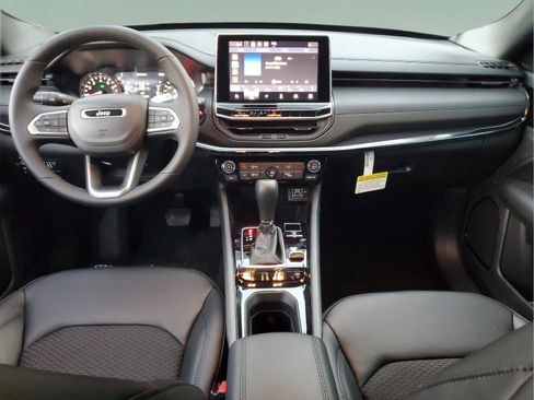 New 2026 Jeep Compass Latitude AWD/4WD image 9