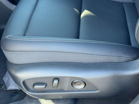 New 2026 GMC Terrain Elevation w/ Elevation Premium Package image 33