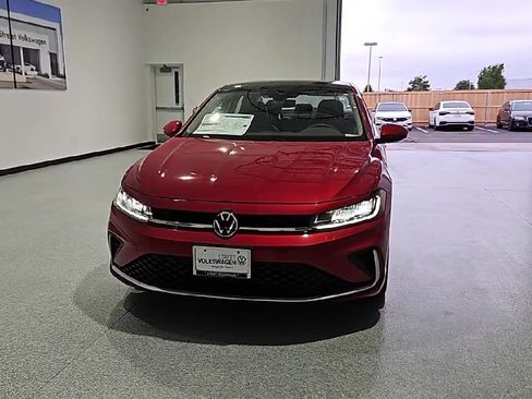 New 2026 Volkswagen Jetta SE FWD image 4