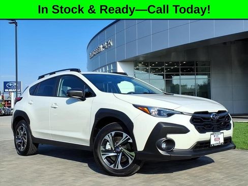 Used 2024 Subaru Crosstrek 2.0i Premium image 1