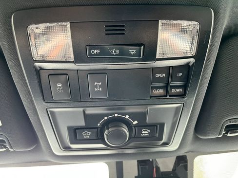 Used 2019 Toyota Tacoma TRD Off-Road AWD/4WD image 24