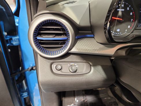 New 2026 Chevrolet Trax LS w/ LS Convenience Package FWD image 17