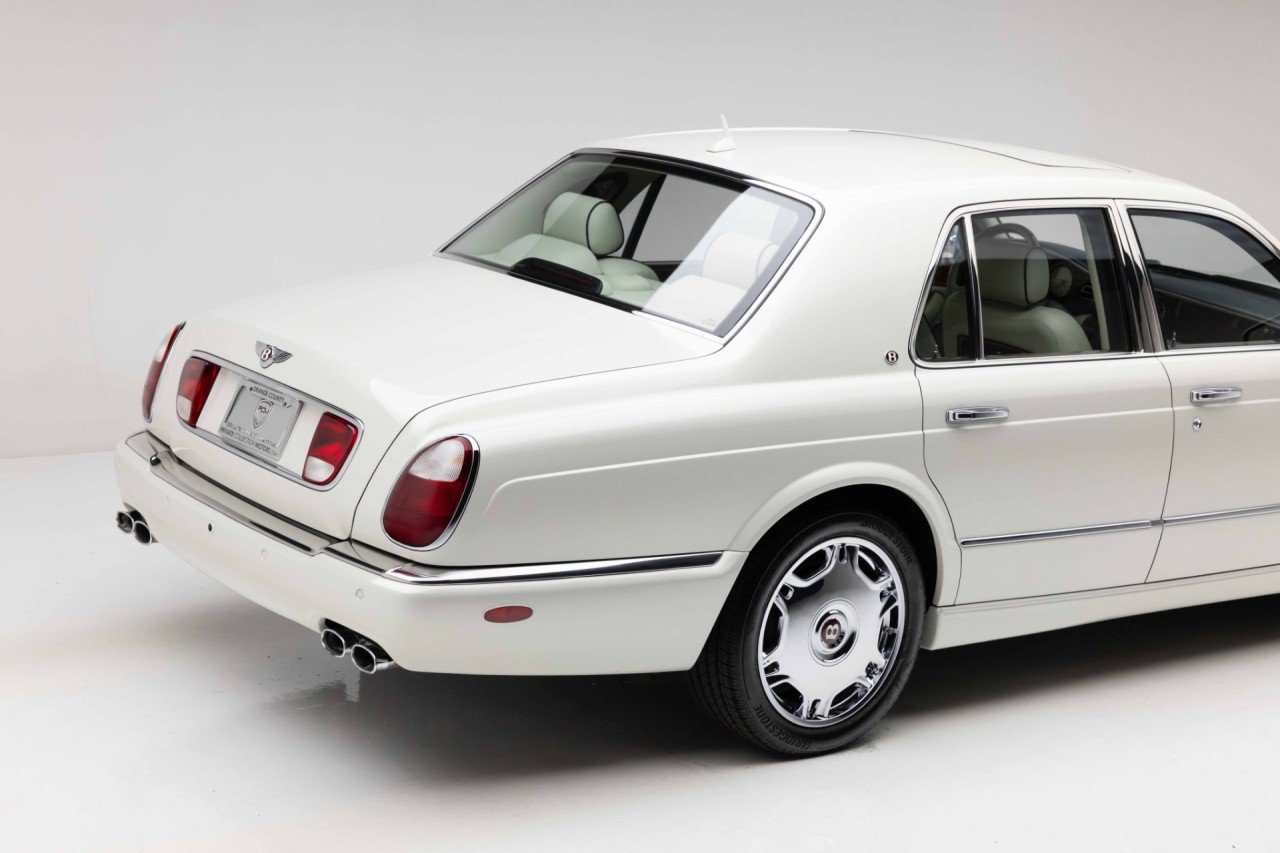 Used 2008 Bentley Arnage R RWD image 33