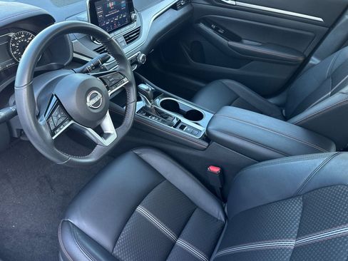 Used 2024 Nissan Altima 2.5 SR AWD/4WD image 10