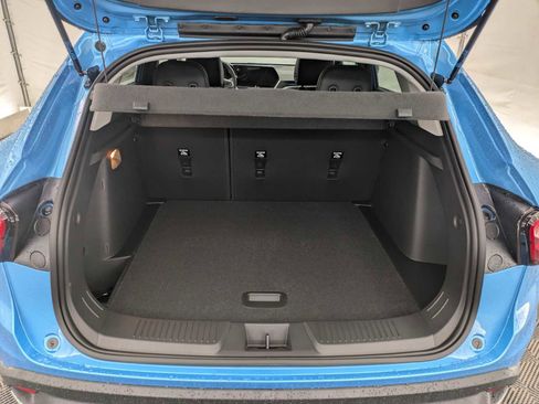 New 2026 Chevrolet Trax LT image 33