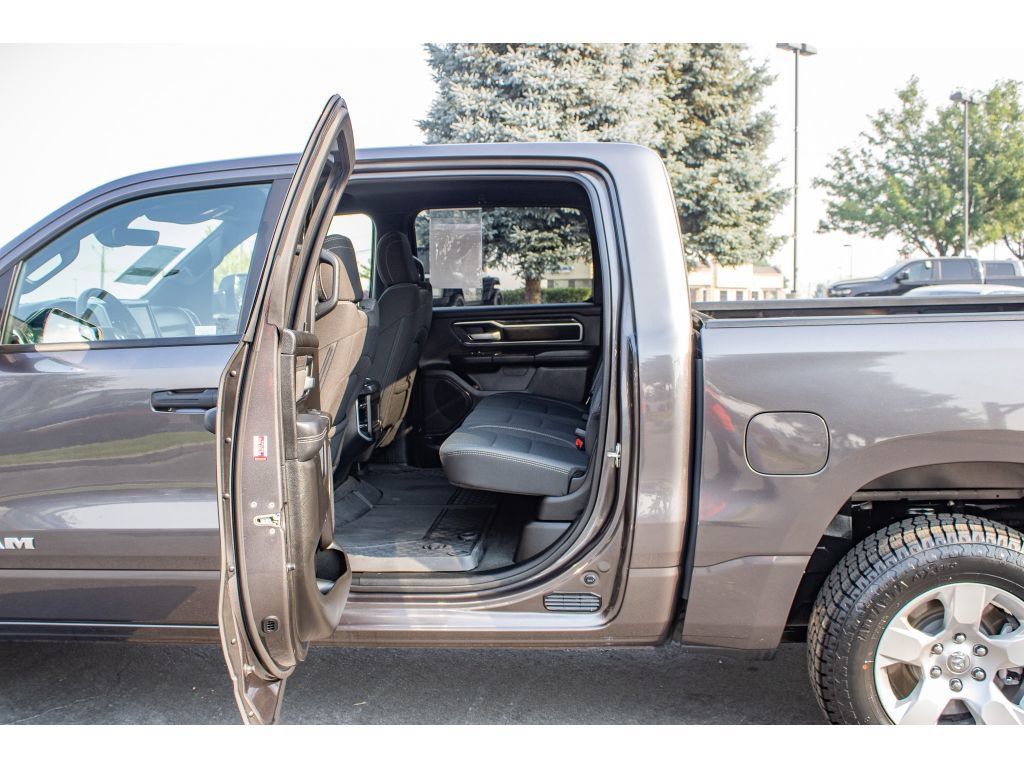 Used 2023 RAM 1500 Big Horn AWD/4WD image 15