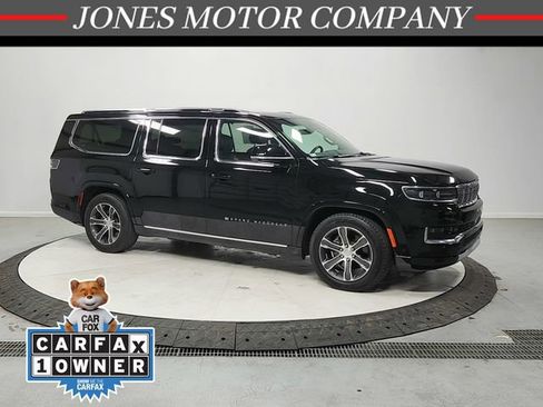 Used 2024 Jeep Grand Wagoneer L 4WD image 1