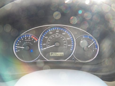 Used 2011 Subaru Forester 2.5X w/ Alloy Wheel Value Pkg image 22