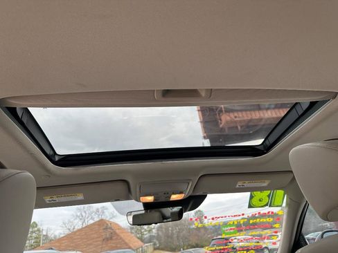 Used 2018 Honda Accord Touring image 6