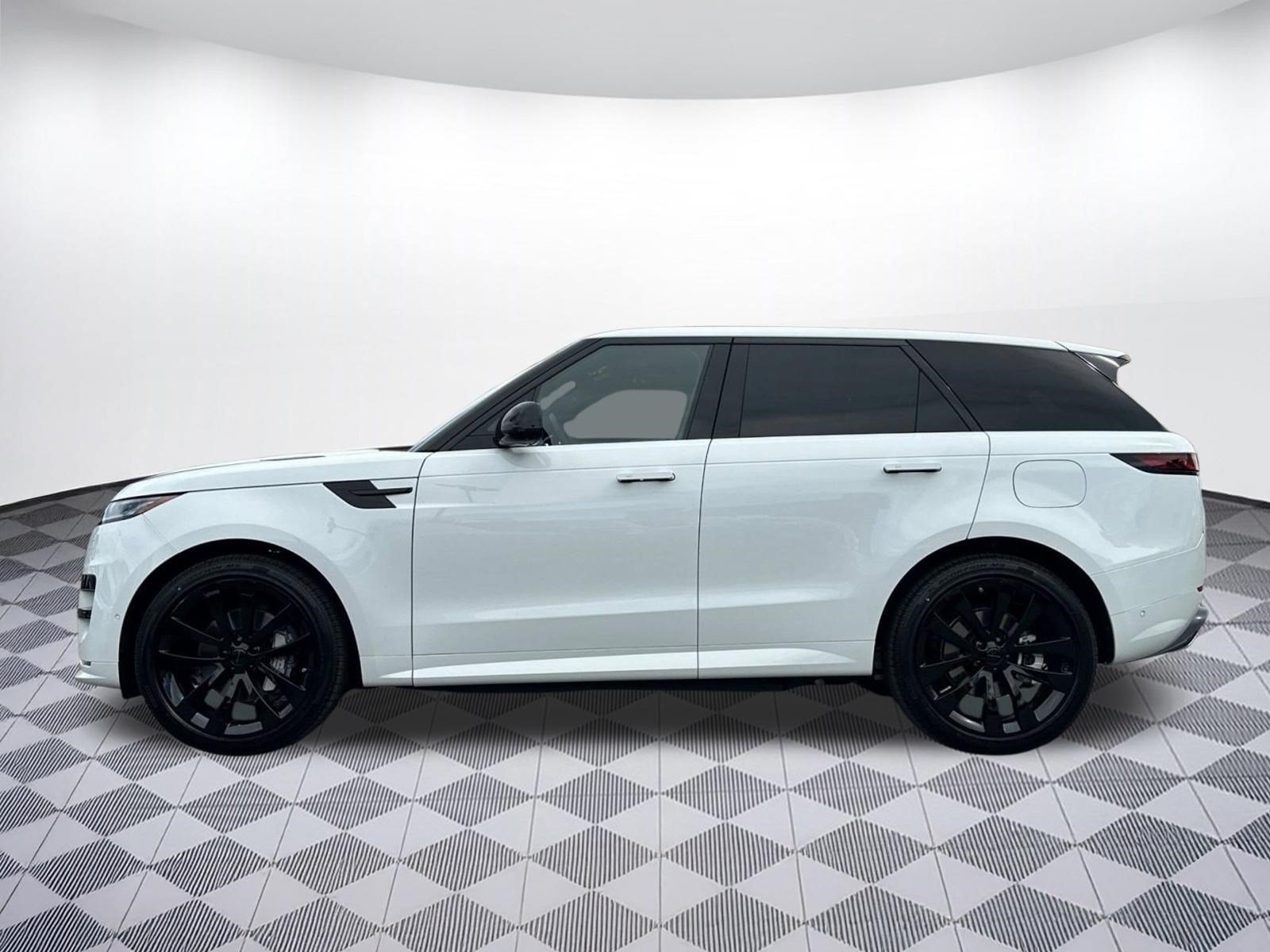 New 2026 Land Rover Range Rover Sport Dynamic SE AWD/4WD image 2